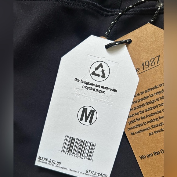 Avalanche Women’s Black Compression Leggings - Size M - NEW WITH TAGS - Picture 3 of 8